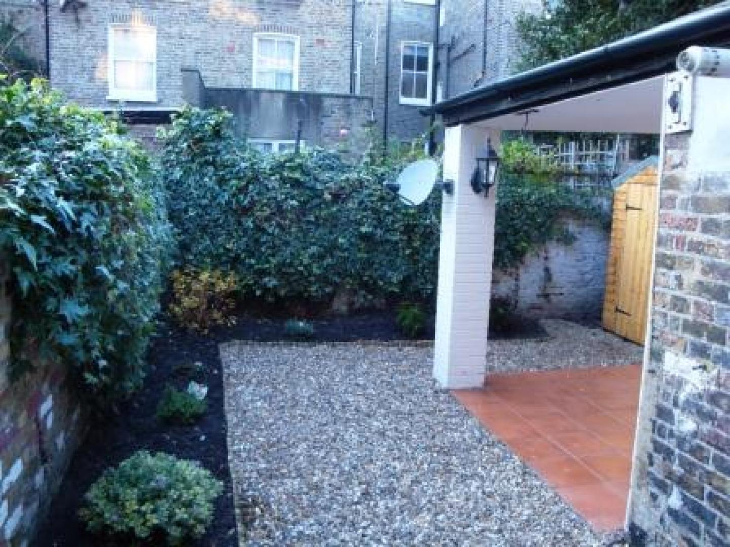 			NEW INSTRUCTION/NEWLY DECORATED, 2 Bedroom, 1 bath, 1 reception Flat			 Fernhead Road, MAIDA VALE